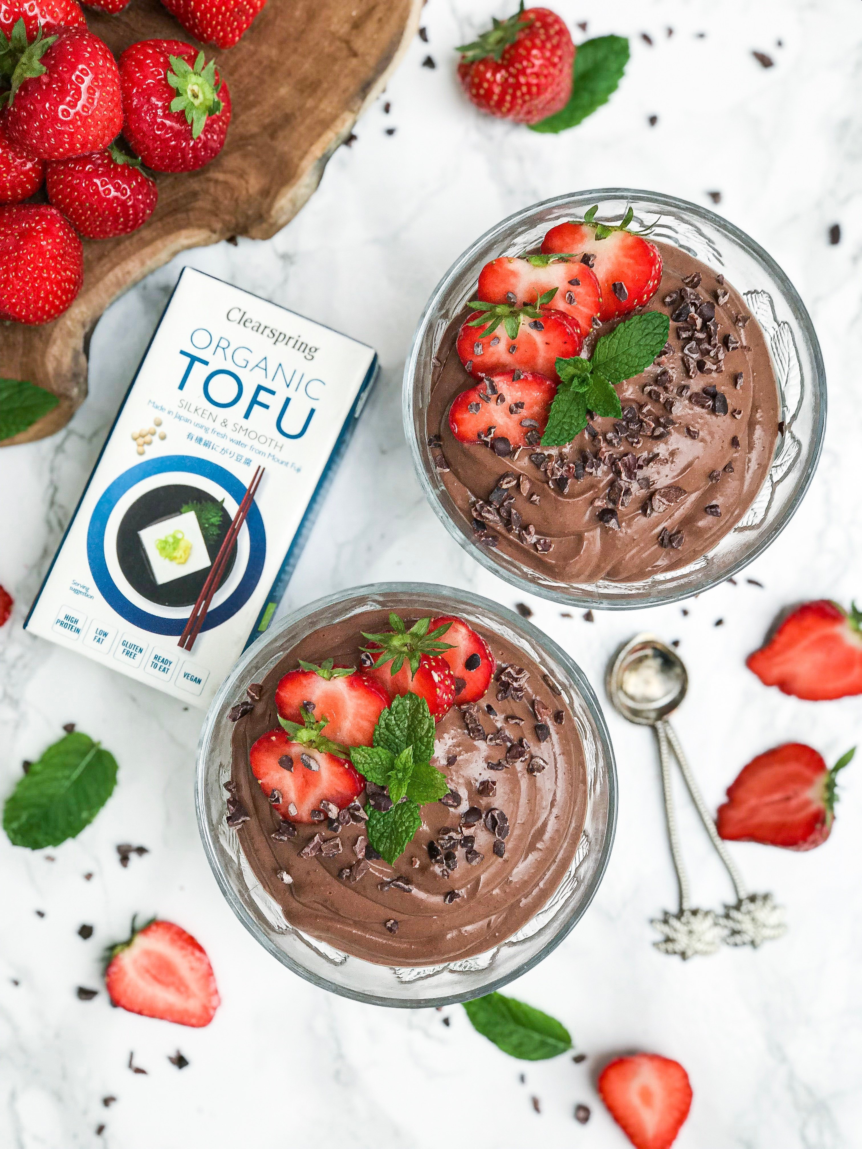 Vegan Chocolademousse met zijdnestof